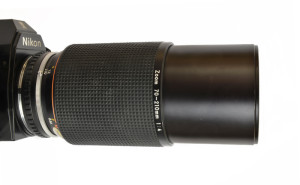 Nikon-70-210-E